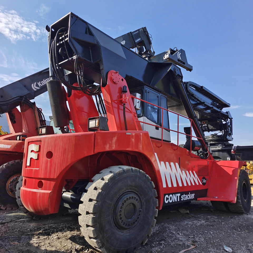 FANTUZZI CS 45 KMHD 45 TON CONTAINER REACH CRANE - Reach stacker: picture 1 FANTUZZI CS 45 KMHD 45 TON CONTAINER REACH CRANE - Reach stacker: picture 1
