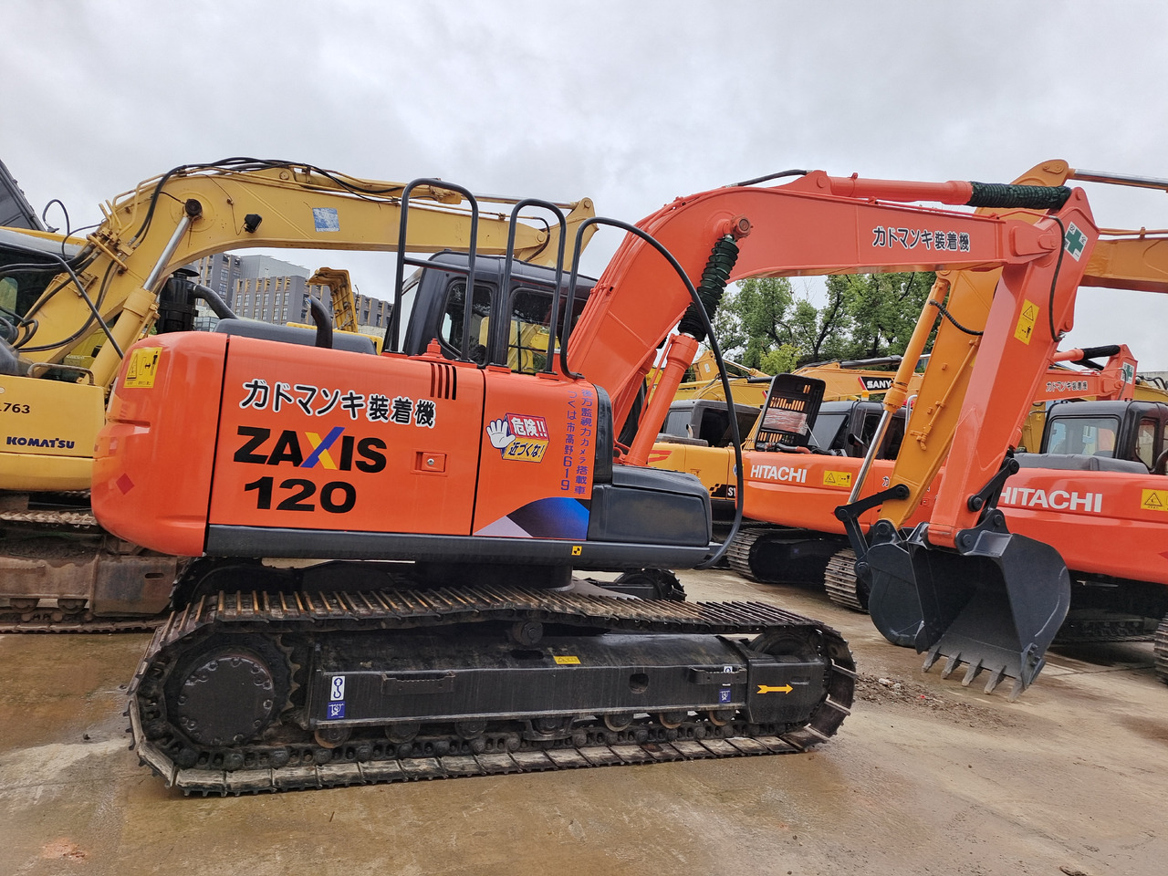 HITACHI ZX 120 Hitachi ZAXIS 120 - Crawler excavator: picture 1 HITACHI ZX 120 Hitachi ZAXIS 120 - Crawler excavator: picture 1
