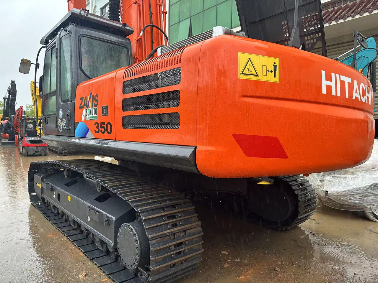 HITACHI ZX350 ZAXIS 350 - Crawler excavator: picture 1 HITACHI ZX350 ZAXIS 350 - Crawler excavator: picture 1