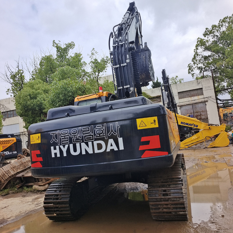 HYUNDAI 220 LC - 9S 220LC-9T - Crawler excavator: picture 2 HYUNDAI 220 LC - 9S 220LC-9T - Crawler excavator: picture 2