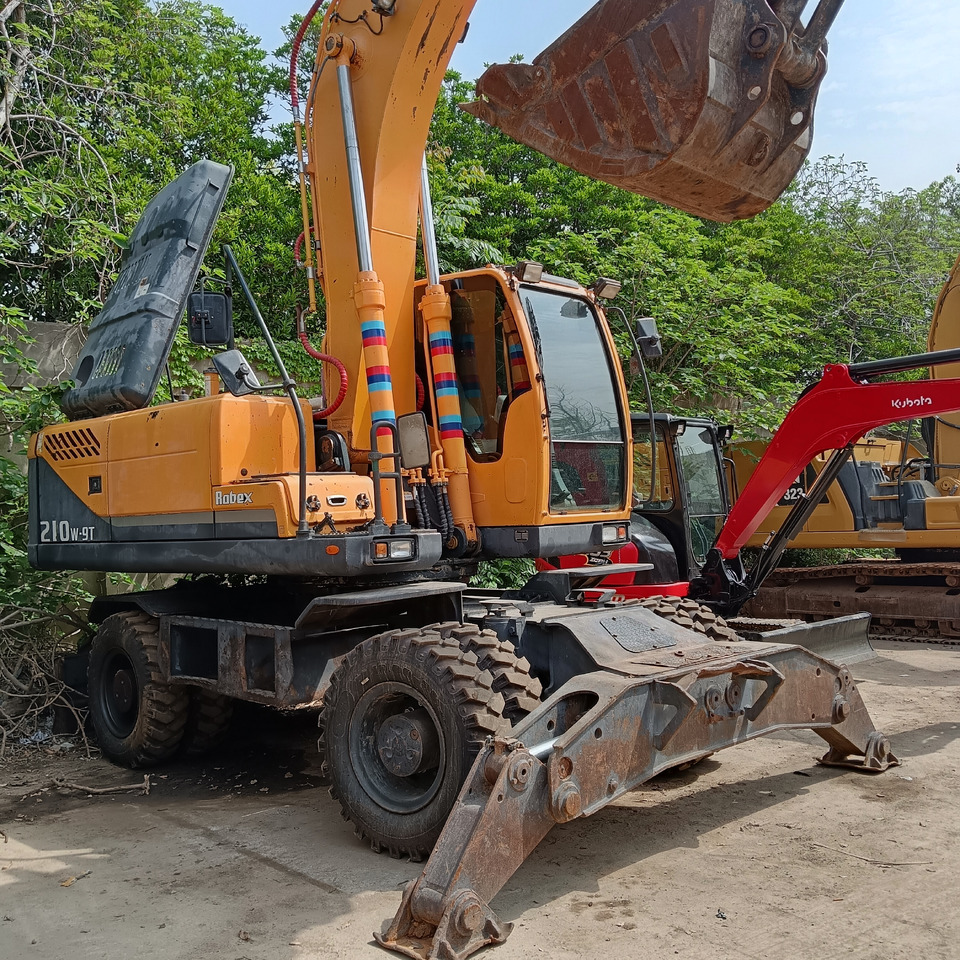 HYUNDAI R 210W-9S 210W - 9 S 9T - Crawler excavator: picture 4 HYUNDAI R 210W-9S 210W - 9 S 9T - Crawler excavator: picture 4