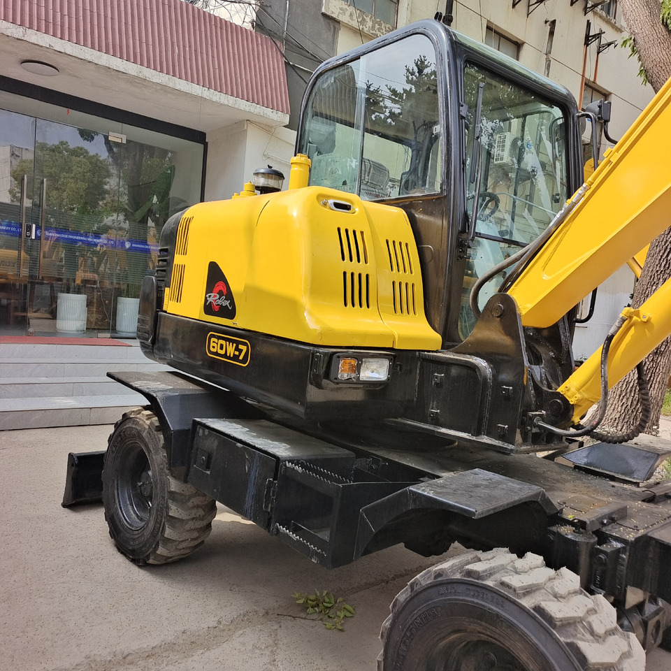 HYUNDAI R 60W - 7 - Wheel excavator: picture 4 HYUNDAI R 60W - 7 - Wheel excavator: picture 4