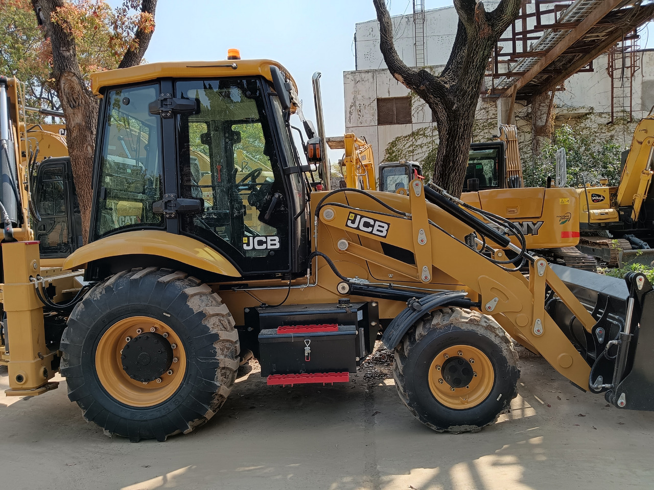 JCB 3CX - Backhoe loader: picture 3 JCB 3CX - Backhoe loader: picture 3