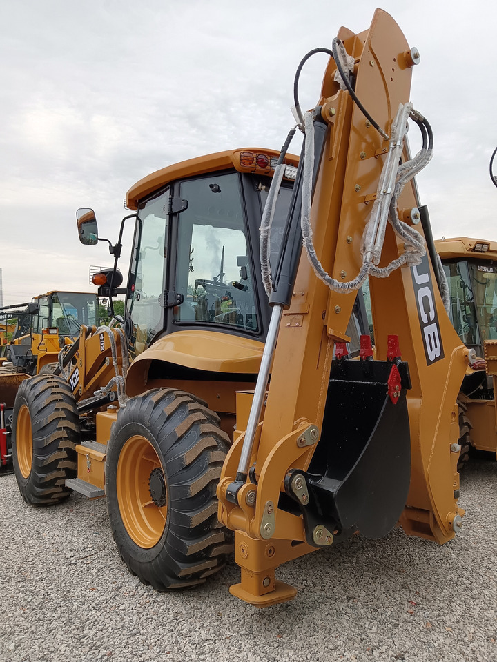JCB 4CX 4*4 NEW - Backhoe loader: picture 1 JCB 4CX 4*4 NEW - Backhoe loader: picture 1