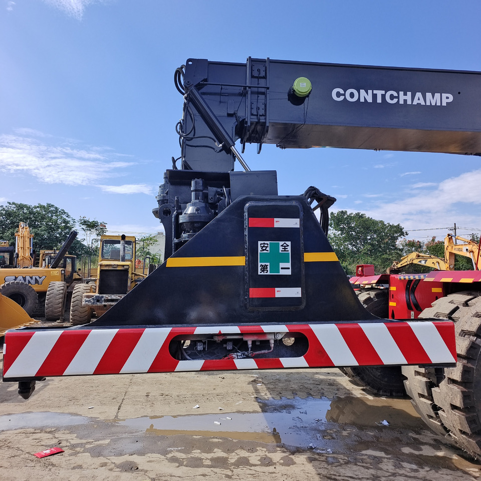 KALMAR DRF450 DRT DRU 45 TON - Reach stacker: picture 2 KALMAR DRF450 DRT DRU 45 TON - Reach stacker: picture 2