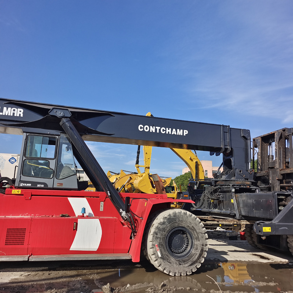 KALMAR DRT450 DRT DRD DRU 450 45 TON - Reach stacker: picture 2 KALMAR DRT450 DRT DRD DRU 450 45 TON - Reach stacker: picture 2