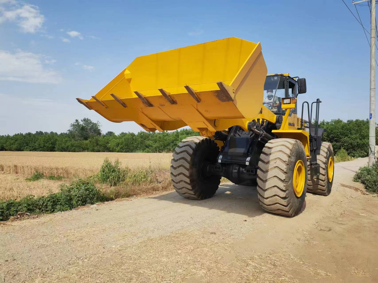 KOMATSU WA 470 - 3 - Wheel loader: picture 1 KOMATSU WA 470 - 3 - Wheel loader: picture 1