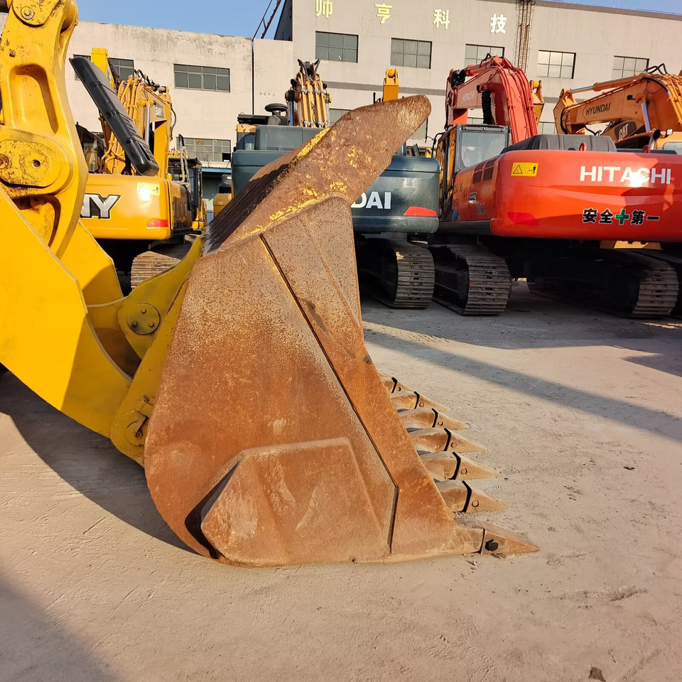KOMATSU WA 600 - 3 - Wheel loader: picture 4 KOMATSU WA 600 - 3 - Wheel loader: picture 4