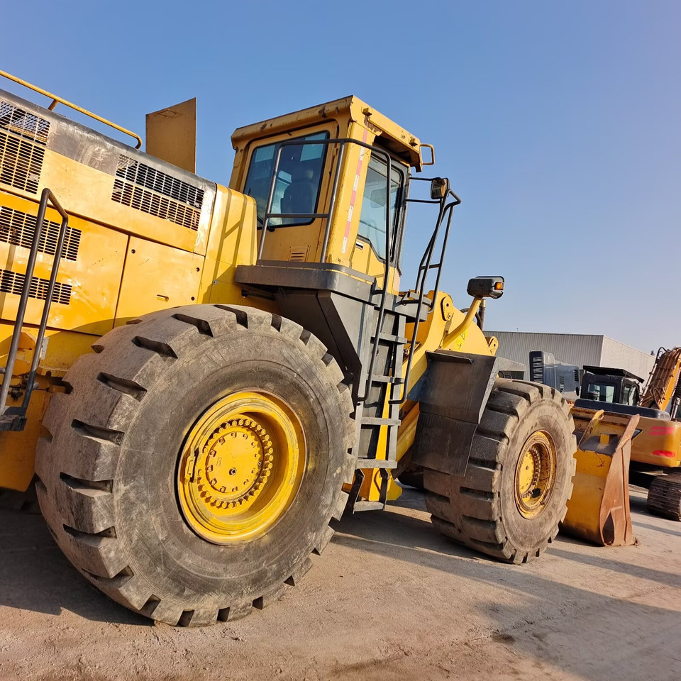 KOMATSU WA 600 - 3 Komatsu WA600-3 - Wheel loader: picture 2 KOMATSU WA 600 - 3 Komatsu WA600-3 - Wheel loader: picture 2