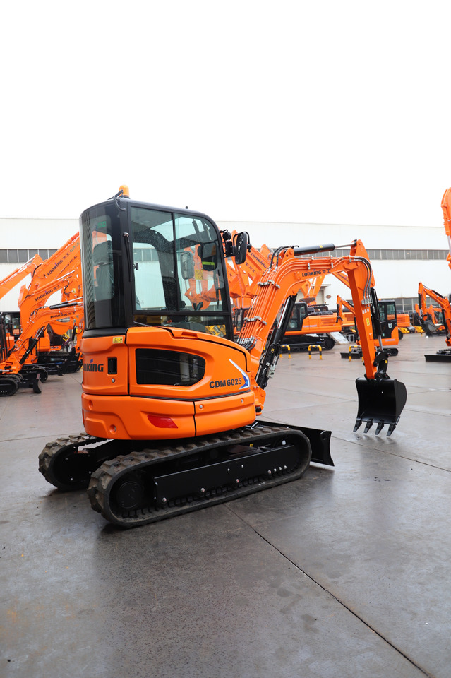LONKING CDM6025 2.65 TON BRAND NEW - Mini excavator: picture 4 LONKING CDM6025 2.65 TON BRAND NEW - Mini excavator: picture 4