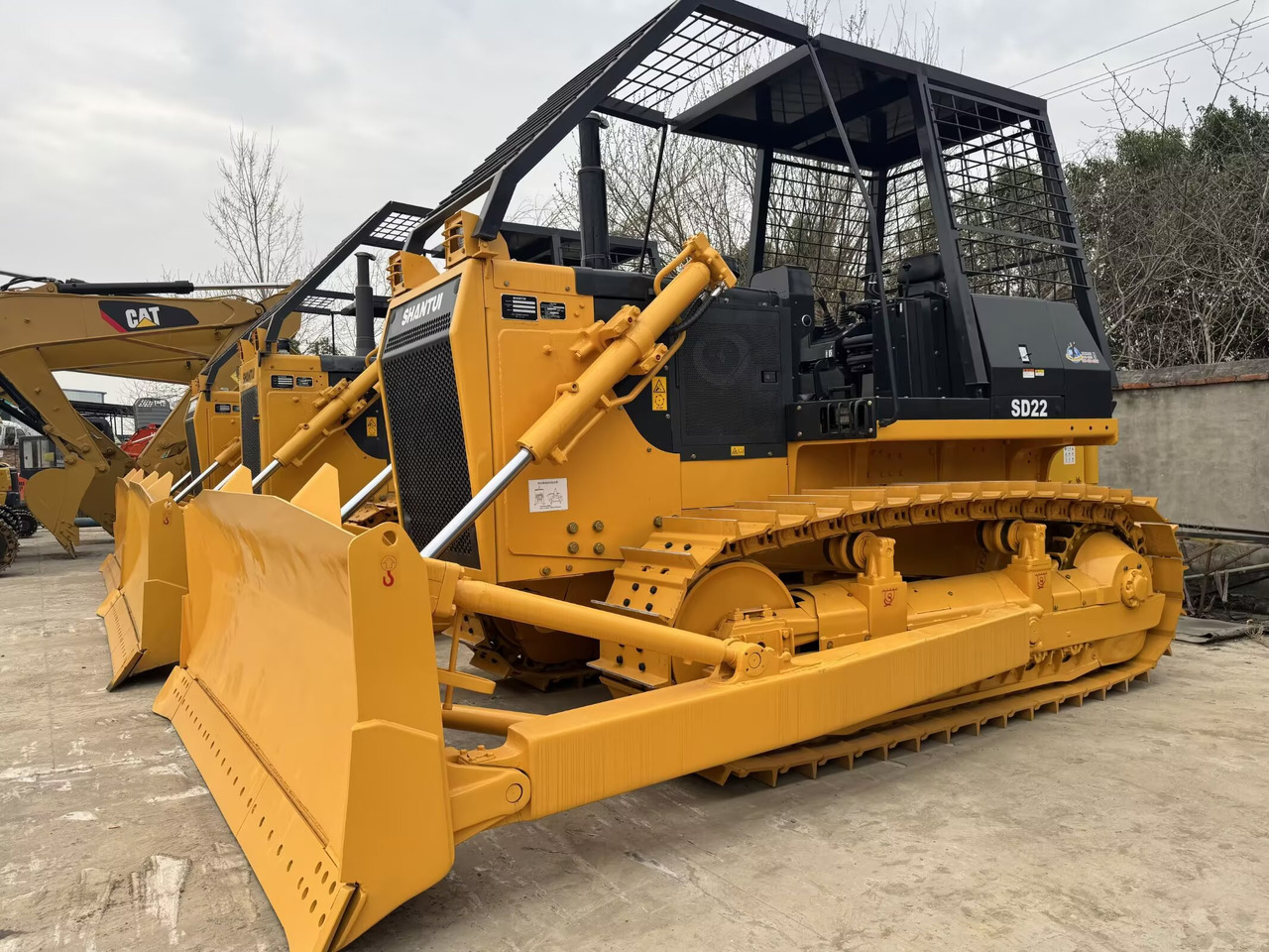 SHANTUI SD22F Forestry Machinery Shantui SD 22 F Forest Type Dozer - Bulldozer: picture 1 SHANTUI SD22F Forestry Machinery Shantui SD 22 F Forest Type Dozer - Bulldozer: picture 1