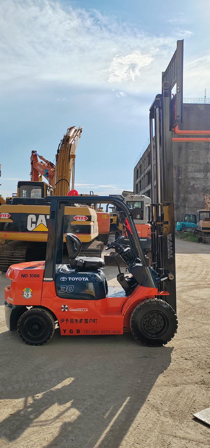 TOYOTA FD 30 - Forklift: picture 5 TOYOTA FD 30 - Forklift: picture 5