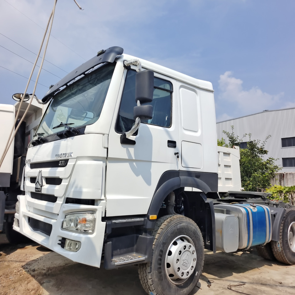 SINOTRUK HOWO 371HP 6*4 8*4 - Tractor unit: picture 3 SINOTRUK HOWO 371HP 6*4 8*4 - Tractor unit: picture 3