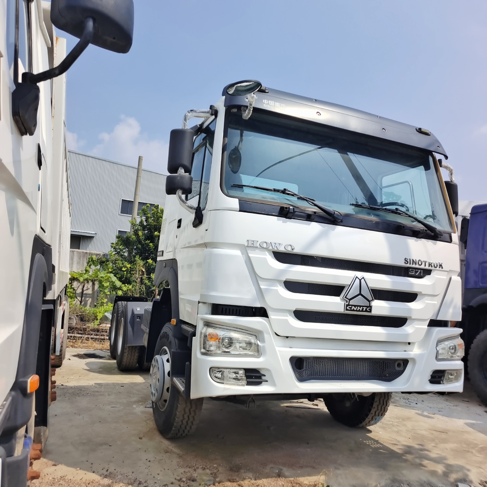 SINOTRUK HOWO 371HP 6*4 8*4 - Tractor unit: picture 5 SINOTRUK HOWO 371HP 6*4 8*4 - Tractor unit: picture 5