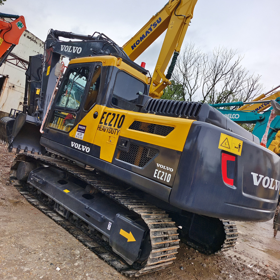 VOLVO EC210 EC210D EC210BLC EC380 - Crawler excavator: picture 2 VOLVO EC210 EC210D EC210BLC EC380 - Crawler excavator: picture 2