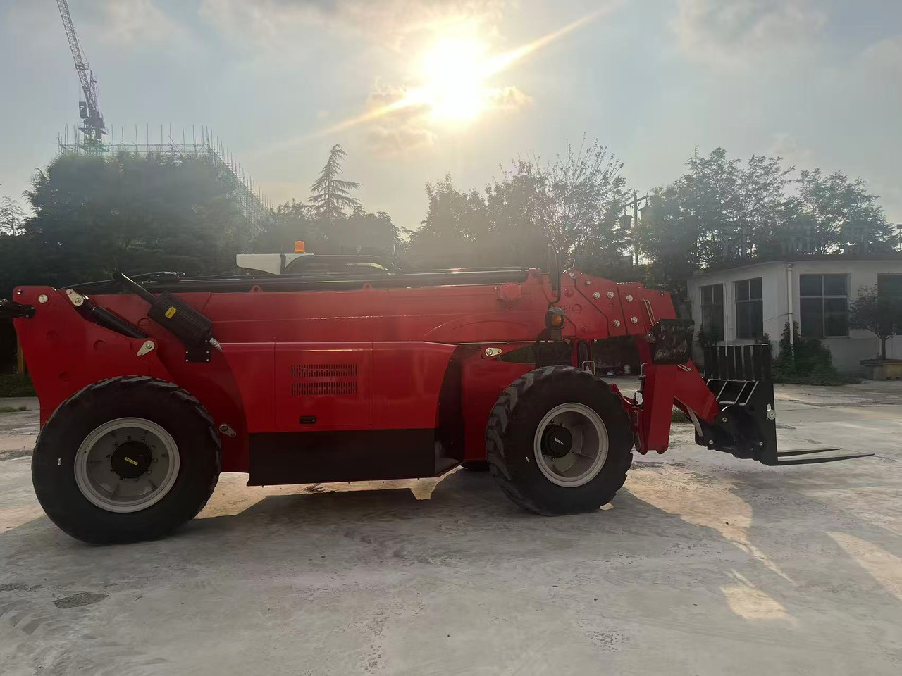 XCMG 9 METER BRAND NEW - Telescopic handler: picture 4 XCMG 9 METER BRAND NEW - Telescopic handler: picture 4