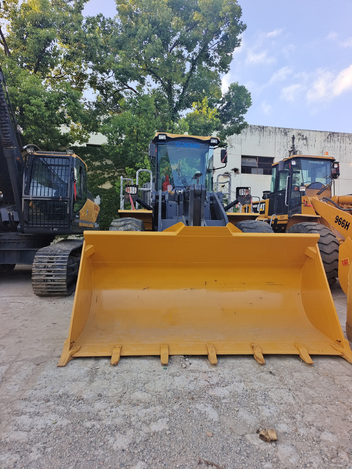 XCMG LW500KV - Wheel loader: picture 2 XCMG LW500KV - Wheel loader: picture 2