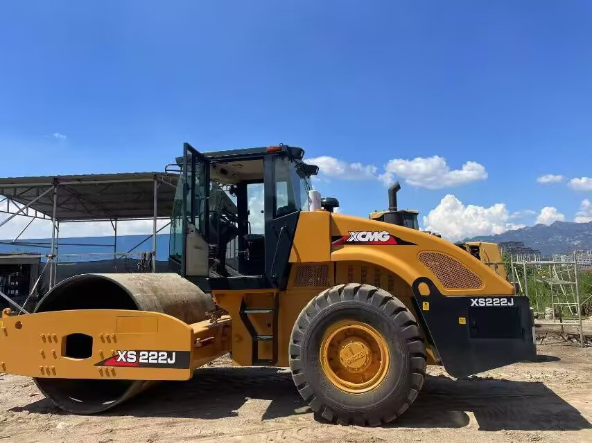 XCMG XS222J - Crawler excavator: picture 1 XCMG XS222J - Crawler excavator: picture 1