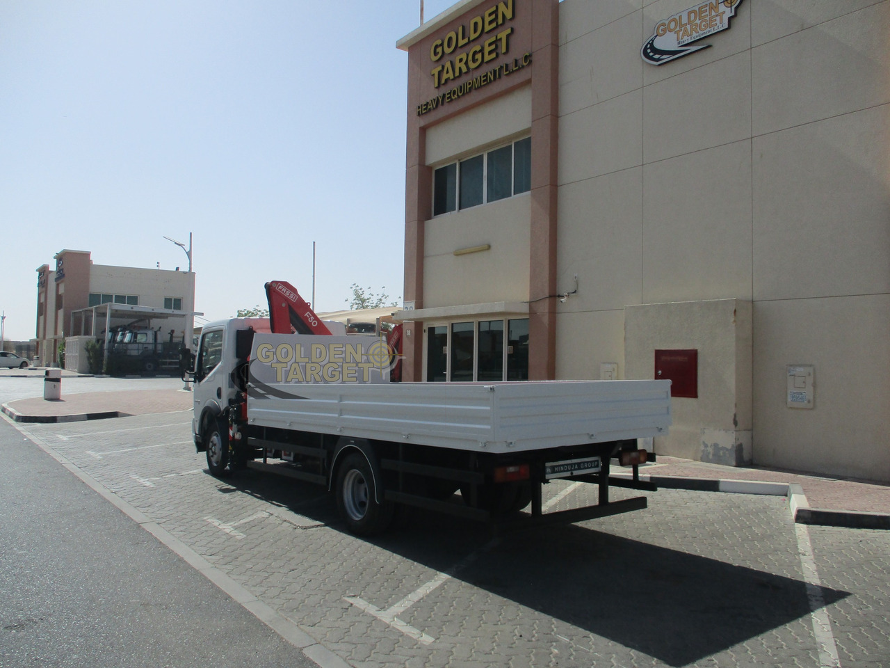 Ashok Leyland PARTNER LX 4x2 with Fassi F50A.022 Crane - Crane truck: picture 4 Ashok Leyland PARTNER LX 4x2 with Fassi F50A.022 Crane - Crane truck: picture 4