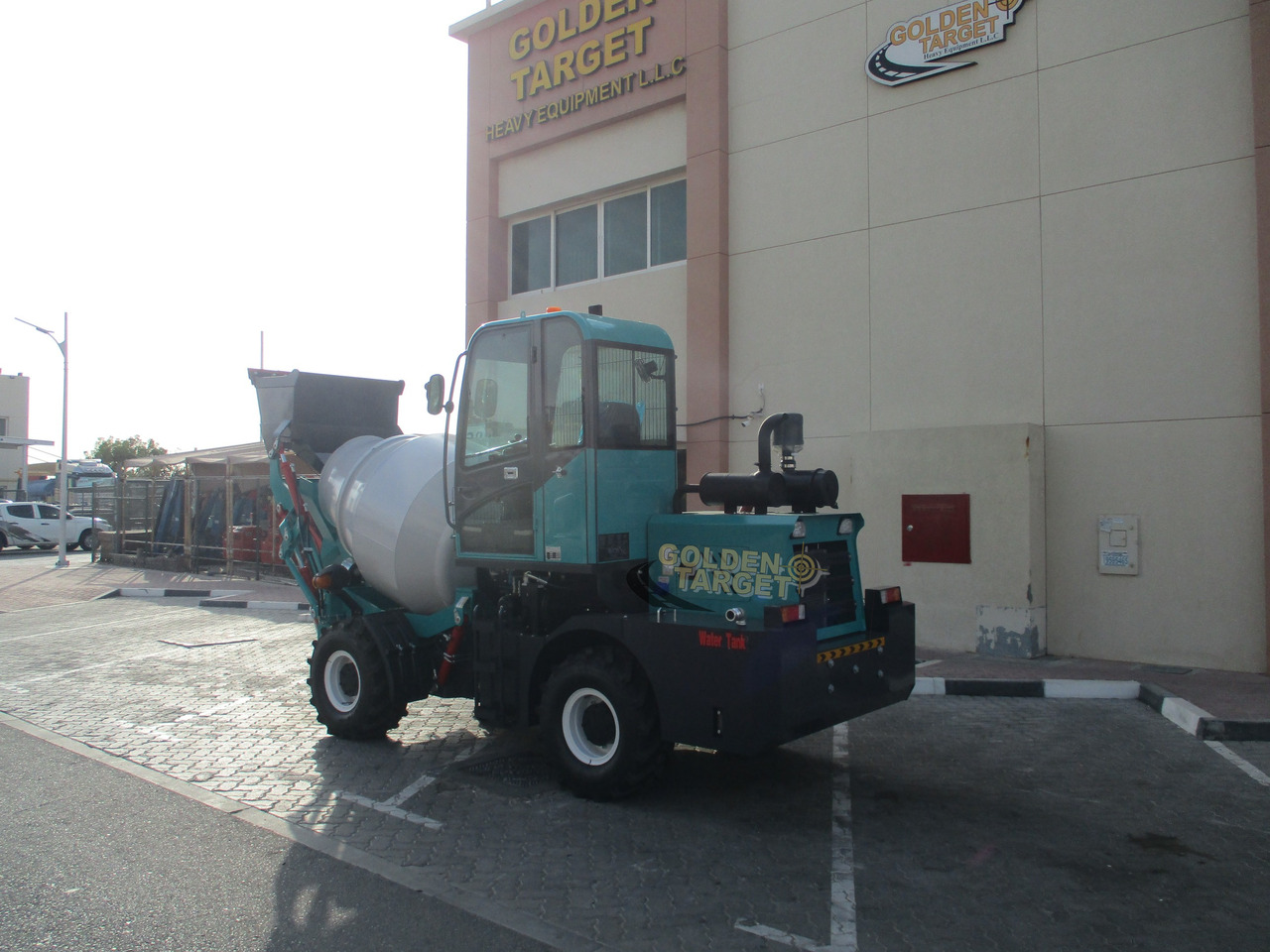 LGCM H15 Self Loading Mixer - Concrete mixer truck: picture 3 LGCM H15 Self Loading Mixer - Concrete mixer truck: picture 3
