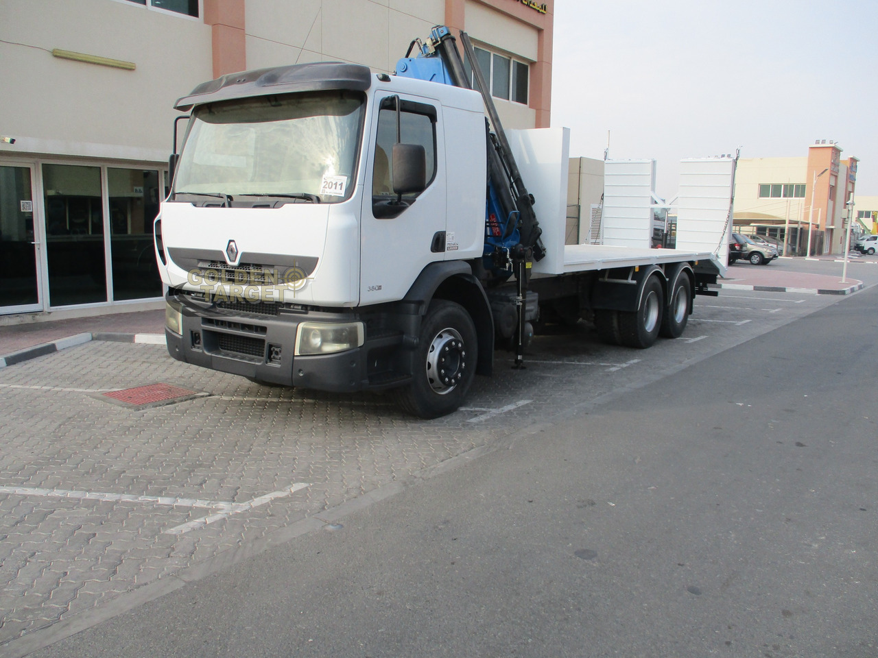 RENAULT Kerax 380 6×4 Crane Truck - Crane truck: picture 2 RENAULT Kerax 380 6×4 Crane Truck - Crane truck: picture 2