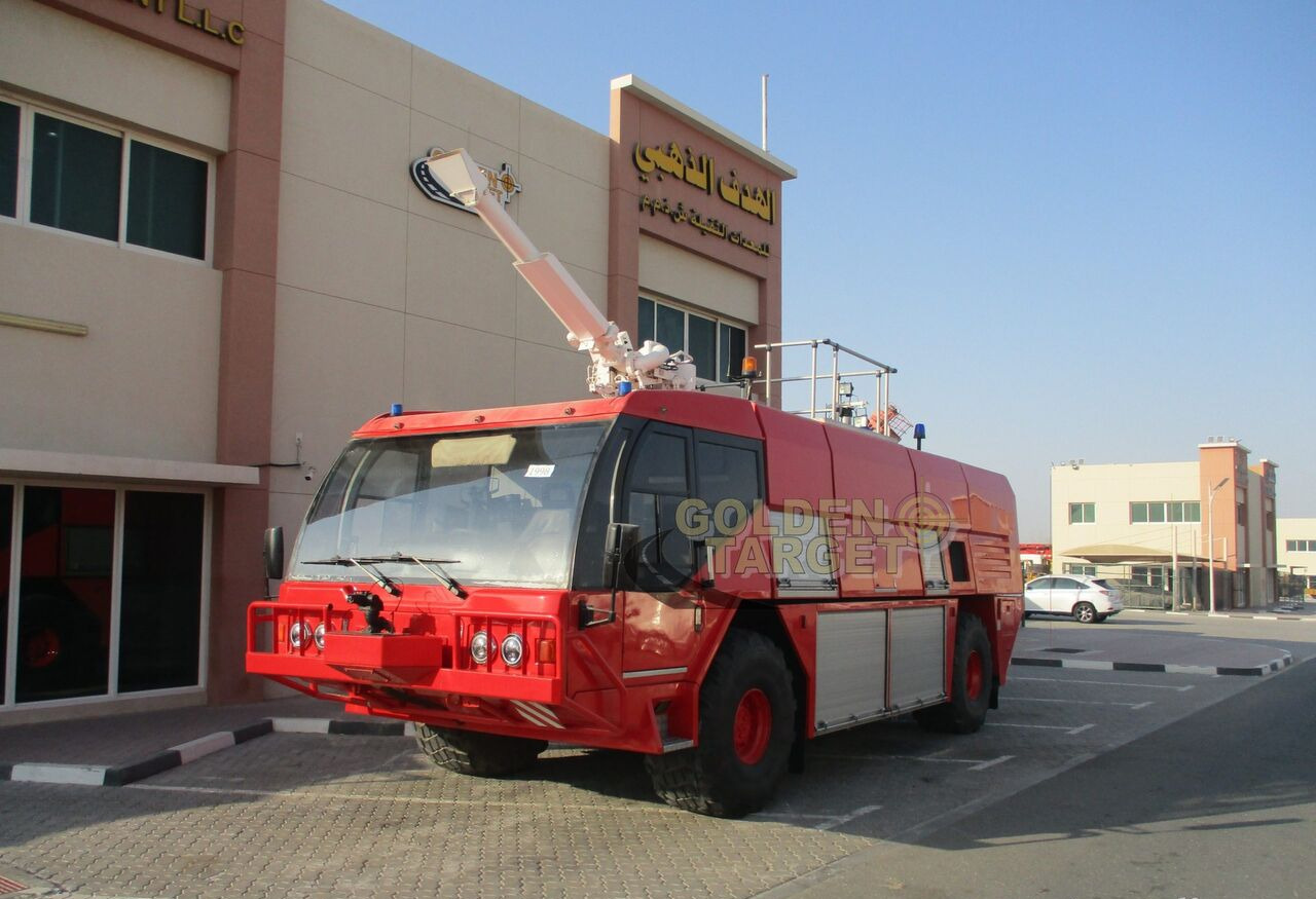 Reynold Boughton Barracuda 4x4 Airport Fire Truck - Fire truck: picture 1 Reynold Boughton Barracuda 4x4 Airport Fire Truck - Fire truck: picture 1