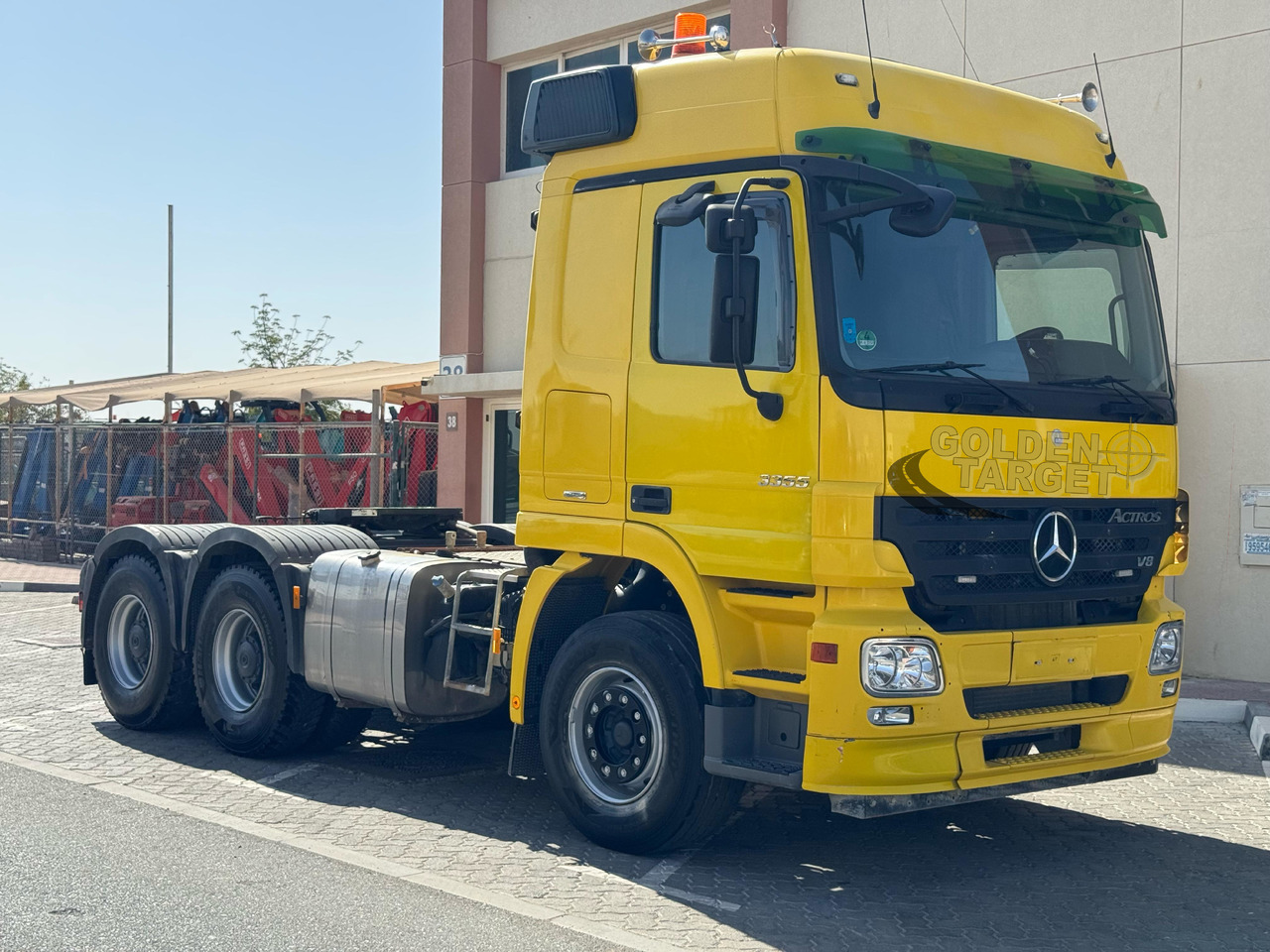 Mercedes Benz ACTROS 3355 6x4 Head Truck - Tractor unit: picture 1 Mercedes Benz ACTROS 3355 6x4 Head Truck - Tractor unit: picture 1