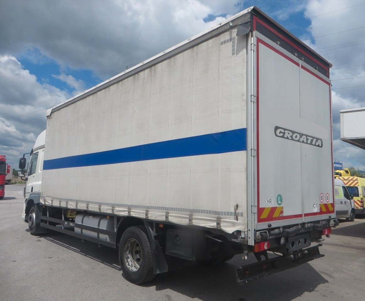 DAF CF320 4x2 18T Curtainside 7.70m - Curtainsider truck: picture 4 DAF CF320 4x2 18T Curtainside 7.70m - Curtainsider truck: picture 4