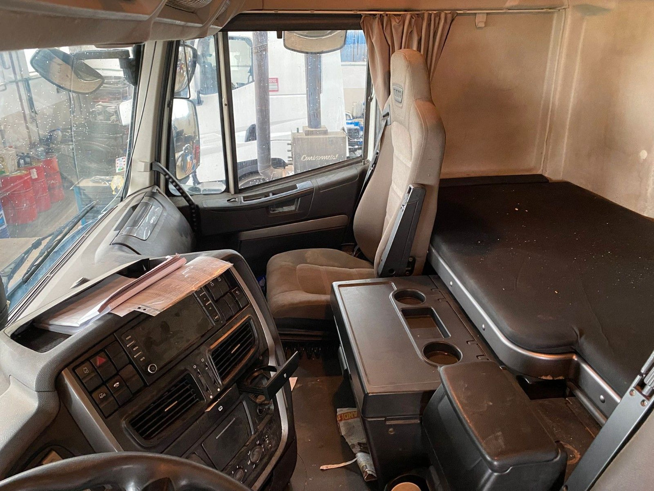 Tractor unit Iveco Stralis 460 Hi-Way 4x2Tractor  -Tipper hydraulic: picture 10