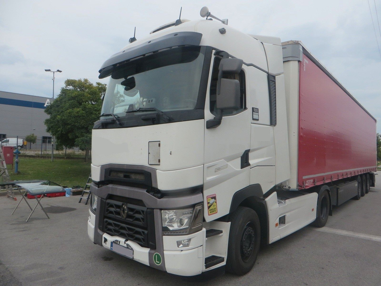 Renault T520 HSC 4x2Tractor - Tractor unit: picture 1 Renault T520 HSC 4x2Tractor - Tractor unit: picture 1