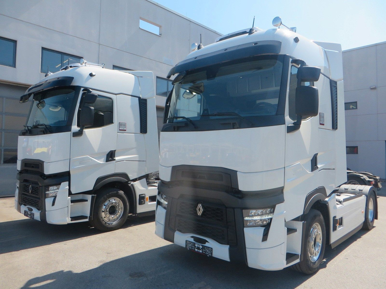 Renault T520 HSC 4x2Tractor -NEW - TOP MODEL - Tractor unit: picture 1 Renault T520 HSC 4x2Tractor -NEW - TOP MODEL - Tractor unit: picture 1