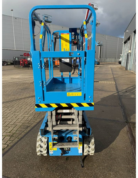 Fronteq FS0507T - Scissor lift: picture 3 Fronteq FS0507T - Scissor lift: picture 3