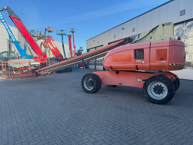 JLG 680 S - Telescopic boom: picture 1 JLG 680 S - Telescopic boom: picture 1