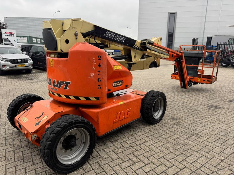JLG E 450 AJ - Articulated boom: picture 5 JLG E 450 AJ - Articulated boom: picture 5
