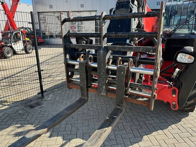 Manitou MT 1440 - Telescopic handler: picture 4 Manitou MT 1440 - Telescopic handler: picture 4