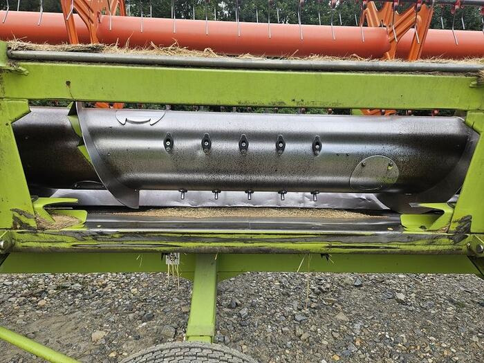 Grain header Claas V540 Vario: picture 10