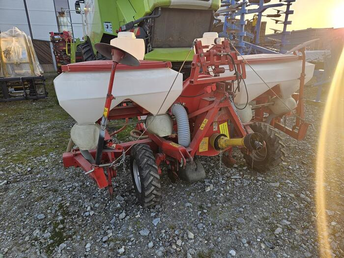 Kverneland Einzelkornsämaschine 4reihig - Seed drill: picture 2 Kverneland Einzelkornsämaschine 4reihig - Seed drill: picture 2