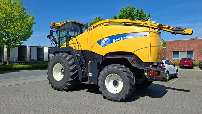 New Holland FR 9060 - Forage harvester: picture 4 New Holland FR 9060 - Forage harvester: picture 4