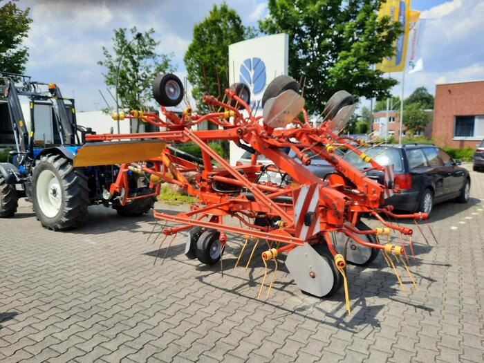 Niemeyer HR 1055 - GH - Tedder/ Rake: picture 2 Niemeyer HR 1055 - GH - Tedder/ Rake: picture 2