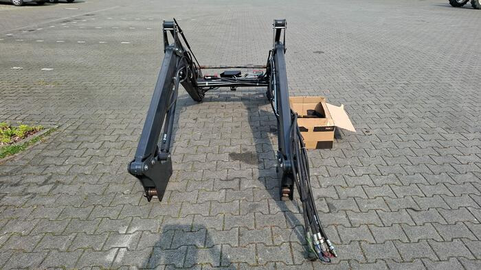 Stoll ClassicLine CL755 + Solid 35-18 2 Schwingen für 1 Preis - Front loader for tractor: picture 3 Stoll ClassicLine CL755 + Solid 35-18 2 Schwingen für 1 Preis - Front loader for tractor: picture 3