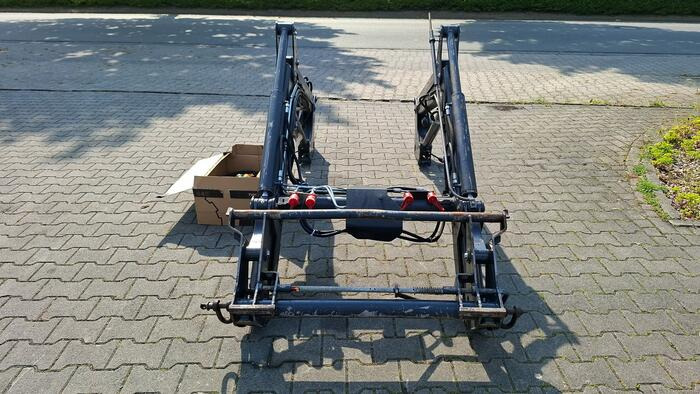 Stoll ClassicLine CL755 + Solid 35-18 2 Schwingen für 1 Preis - Front loader for tractor: picture 1 Stoll ClassicLine CL755 + Solid 35-18 2 Schwingen für 1 Preis - Front loader for tractor: picture 1