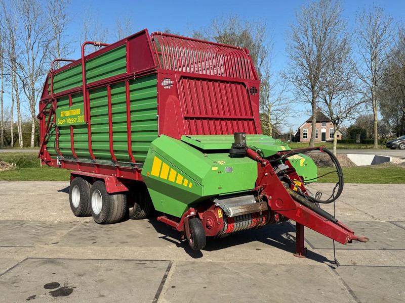 Strautmann Super vitesse 3001 Rotorinvoer 4 wielig tandem - Agricultural machinery: picture 1 Strautmann Super vitesse 3001 Rotorinvoer 4 wielig tandem - Agricultural machinery: picture 1
