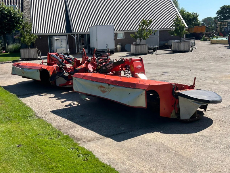 Kuhn FC 9530 D Lift control Kneuzer triple maaier - Mower: picture 4 Kuhn FC 9530 D Lift control Kneuzer triple maaier - Mower: picture 4