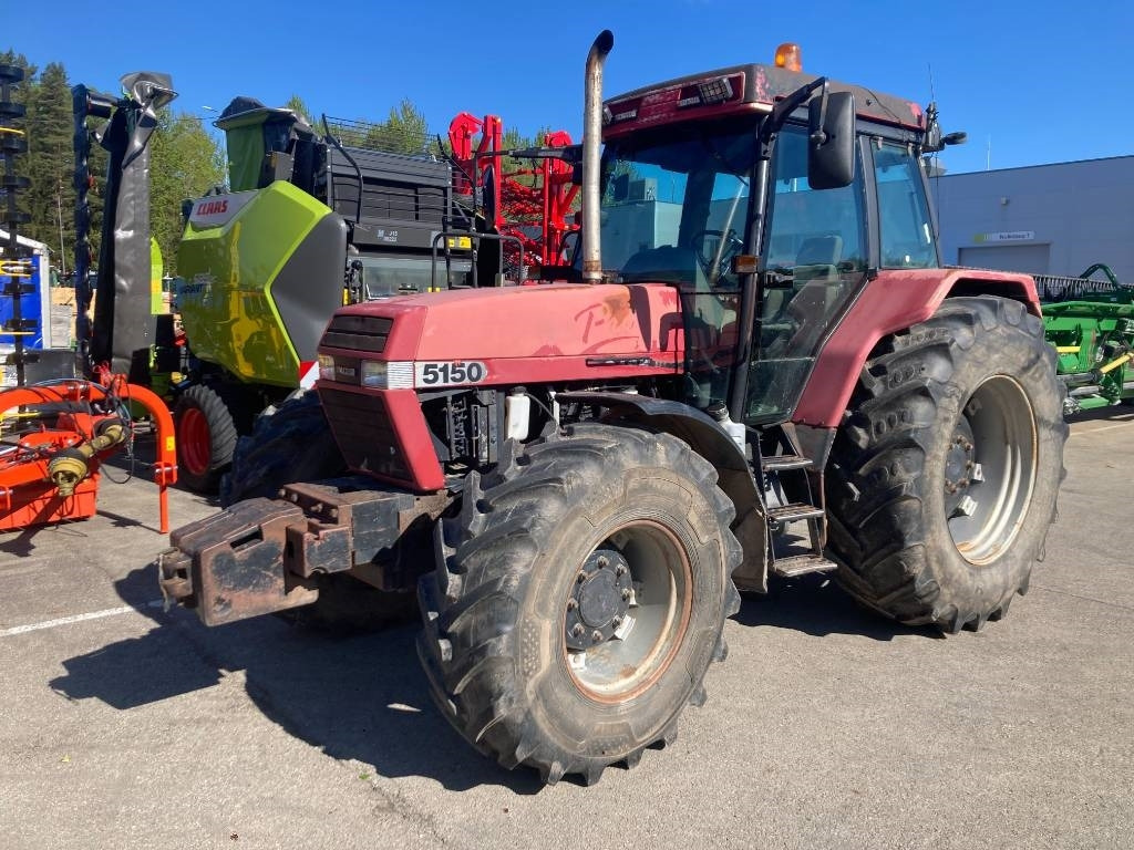 Case 5150A - Farm tractor: picture 1 Case 5150A - Farm tractor: picture 1