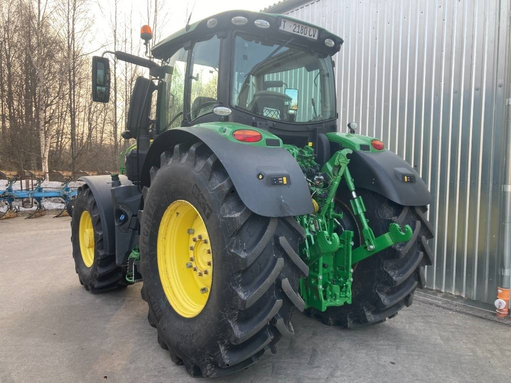 John Deere 6250 R - Farm tractor: picture 3 John Deere 6250 R - Farm tractor: picture 3