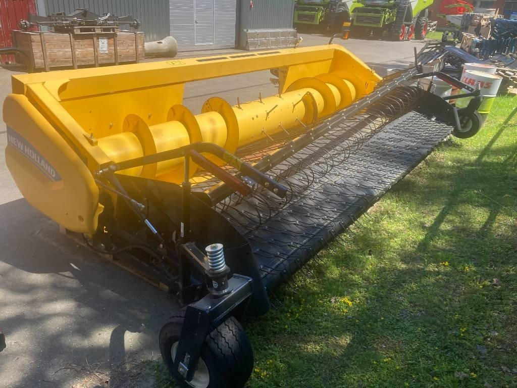 New Holland 790 CP - Combine harvester: picture 5 New Holland 790 CP - Combine harvester: picture 5