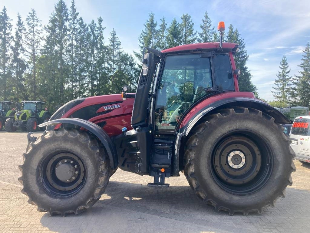 Valtra T 254 V - Farm tractor: picture 2 Valtra T 254 V - Farm tractor: picture 2