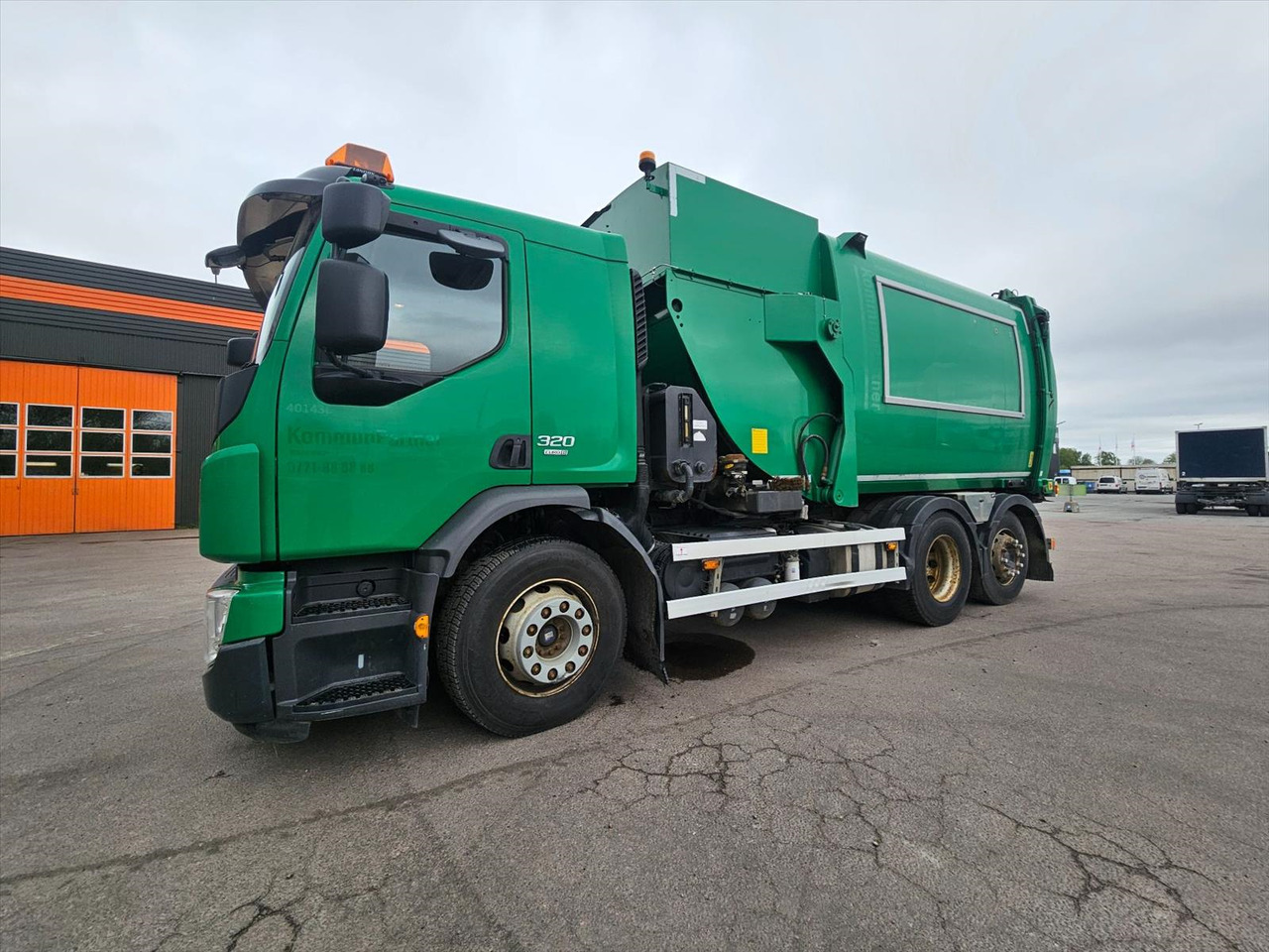 Sidlastare Volvo FE 6x2 -2016 - Garbage truck: picture 1 Sidlastare Volvo FE 6x2 -2016 - Garbage truck: picture 1