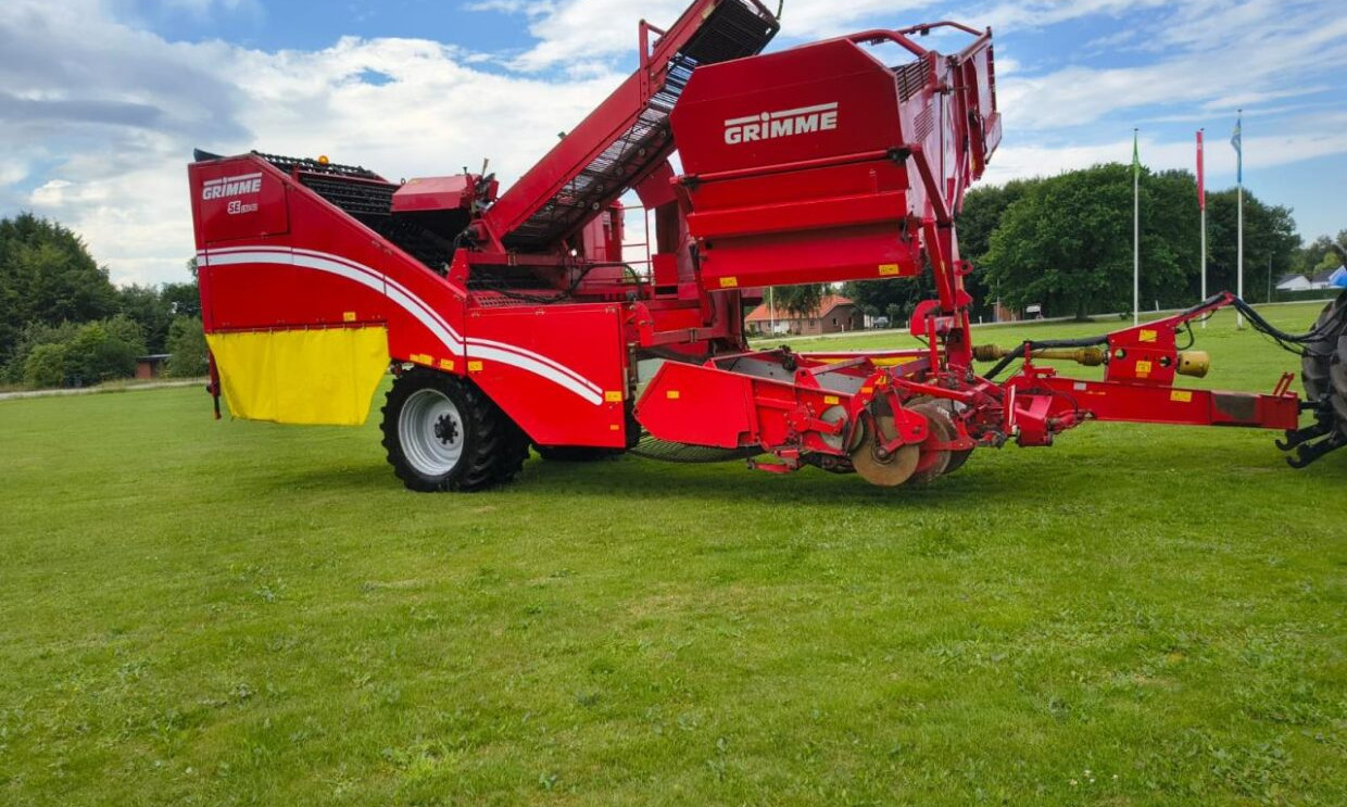 Grimme SE 150-60 - Potato harvester: picture 1 Grimme SE 150-60 - Potato harvester: picture 1