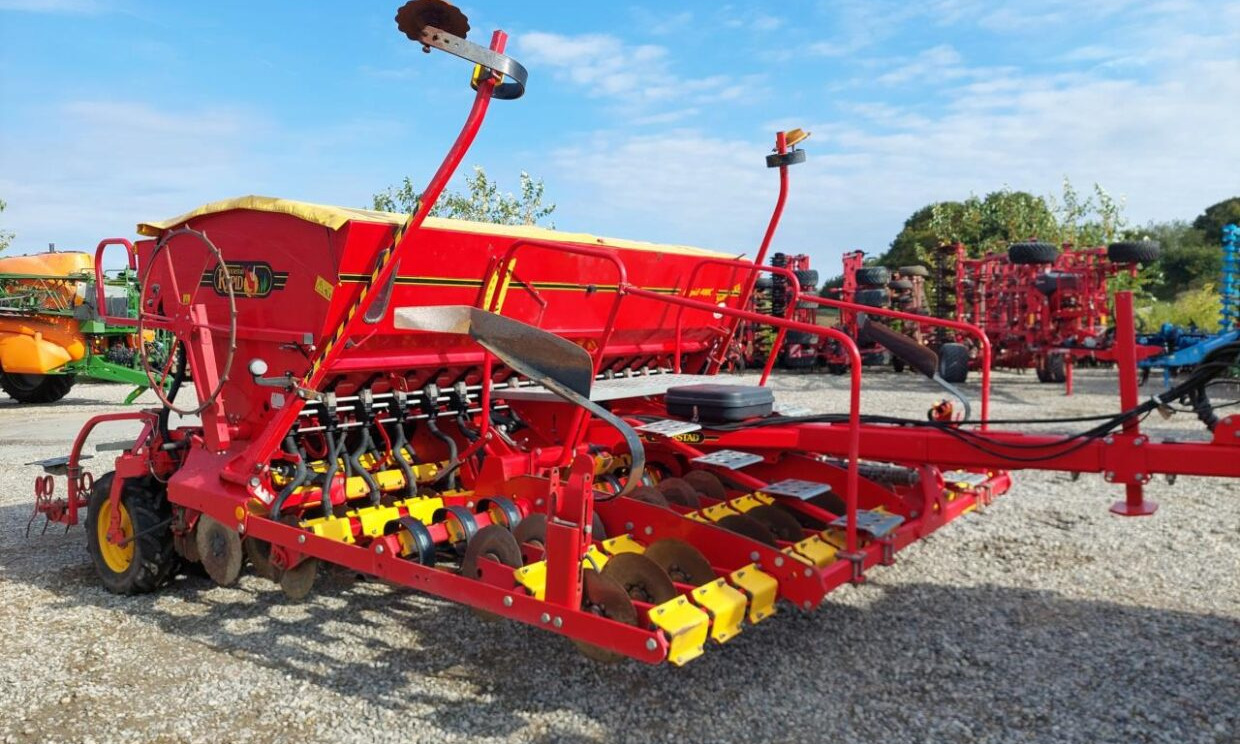 Väderstad Rapid 400C Super XL m Biodrill - Seed drill: picture 2 Väderstad Rapid 400C Super XL m Biodrill - Seed drill: picture 2